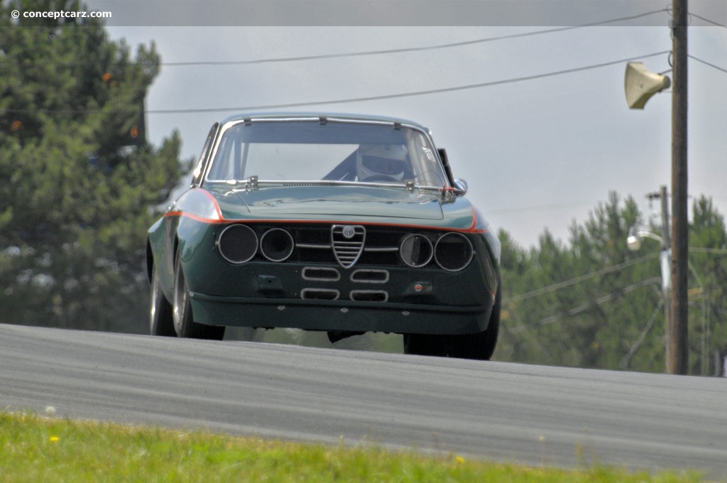 1969 Alfa Romeo 1750 GT Veloce